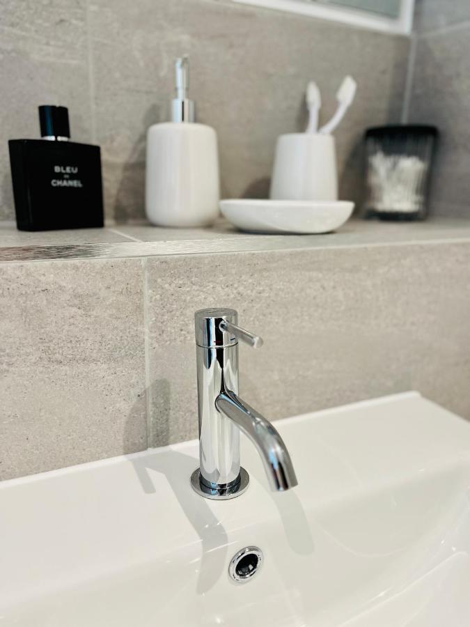 Fabulous One Bedroom Apartment Near Old Trafford Stadium Manchester Exteriér fotografie